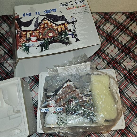 Department 56 Snow Village \